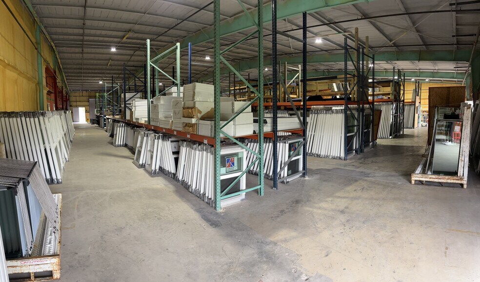 More Photos Of 1403 W Welch St, Taylor Warehouse For Sale