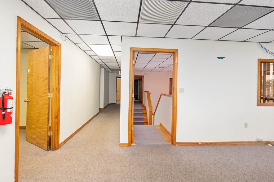 More Photos Of 3 Sunshine Blvd, Ormond Beach Manufacturing For Lease