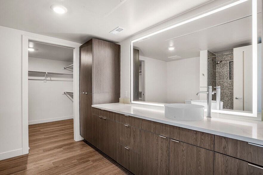 More Photos Of 360 W 200 S, Salt Lake City Apartments For Lease