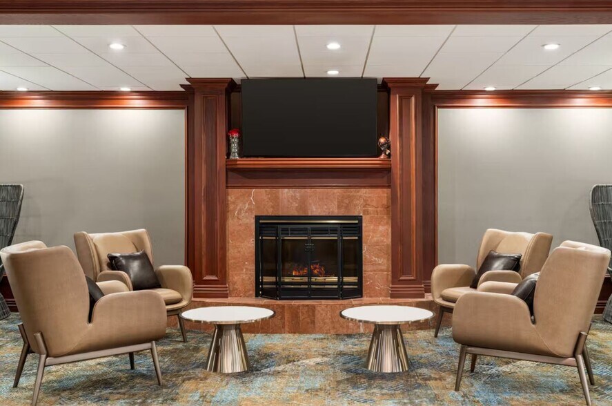 More Photos Of 5217 E Terrace Dr, Madison Hotel For Sale