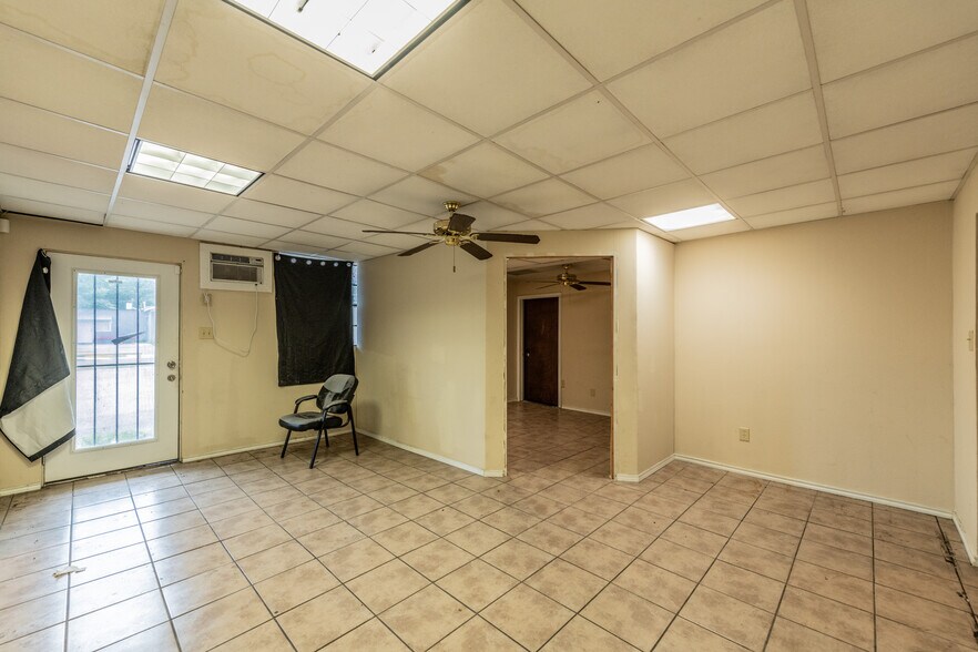 More Photos Of 1006 West Ave, San Antonio Freestanding For Sale