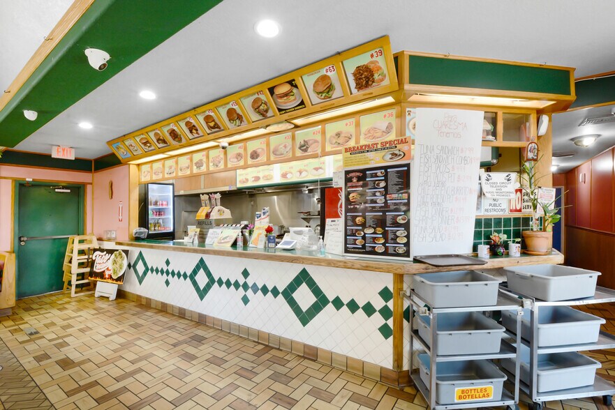 More Photos Of 142 N Mountain Ave, Ontario Restaurant For Sale