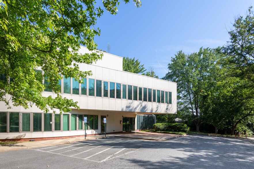 More Photos Of 1910 Association Dr, Reston Office For Lease