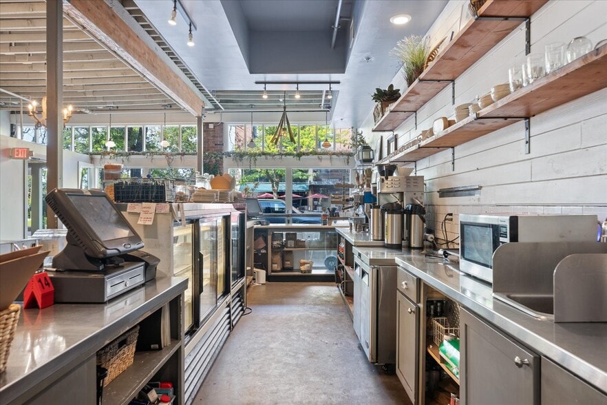 More Photos Of 415 W Main Ave, Spokane Storefront Retail Residential For Sale