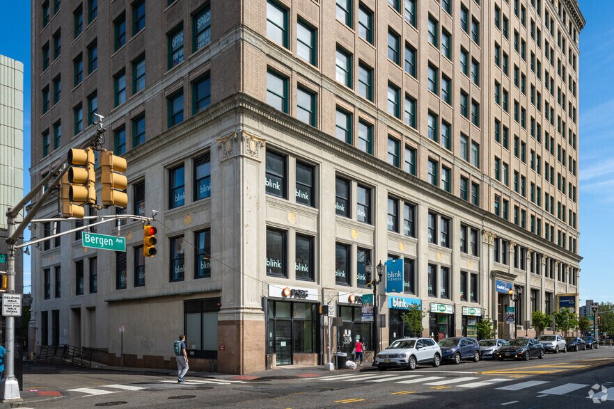 More Photos Of 35 Journal Sq, Jersey City Medical For Lease