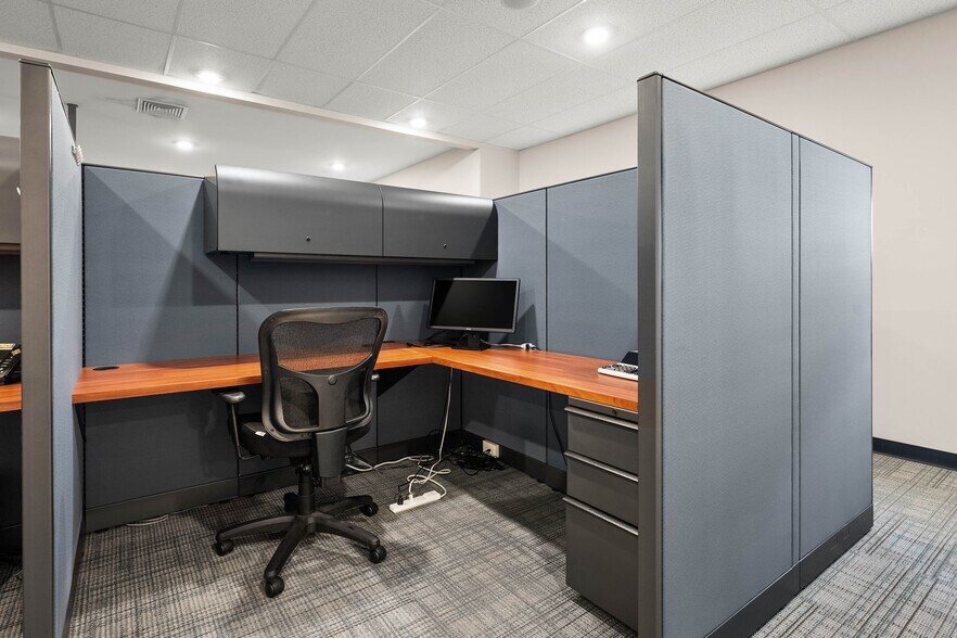 More Photos Of 12800 Hospitality Way, Ocean City Office For Sale