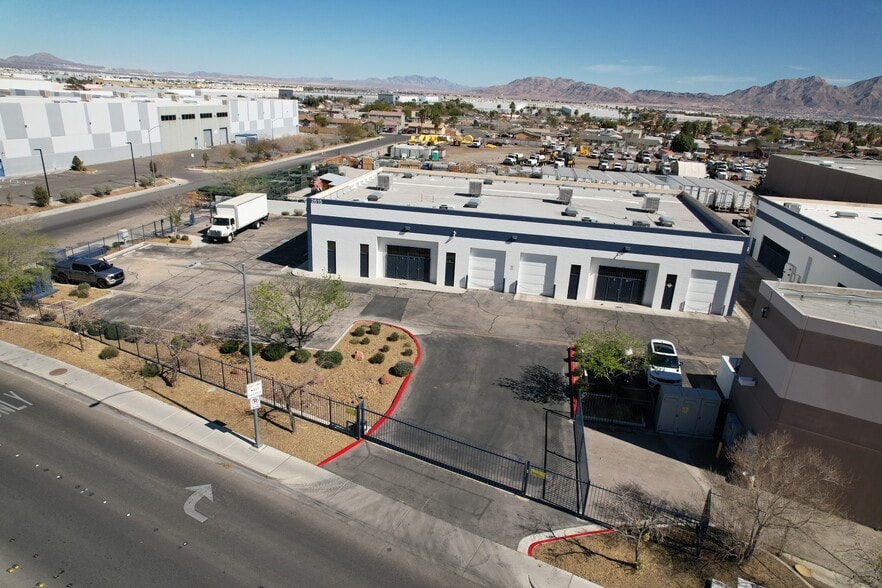 More Photos Of 2615 Branson Ave, North Las Vegas Distribution For Lease