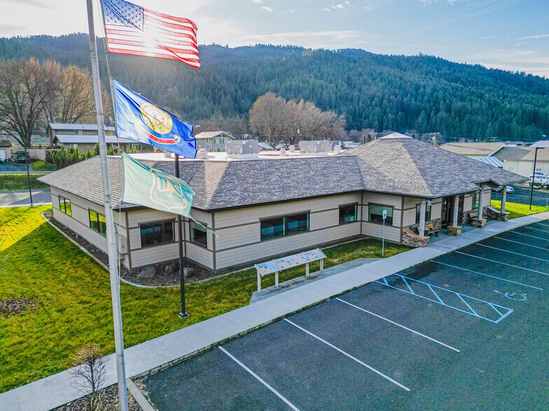 More Photos Of 12740 Highway 12, Orofino Office For Sale