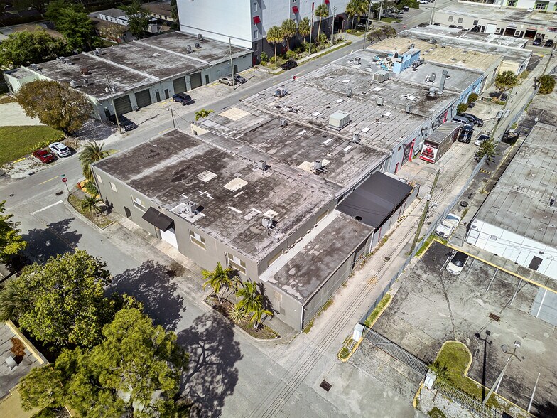 More Photos Of 936-940 NW 1st St, Fort Lauderdale Warehouse For Sale