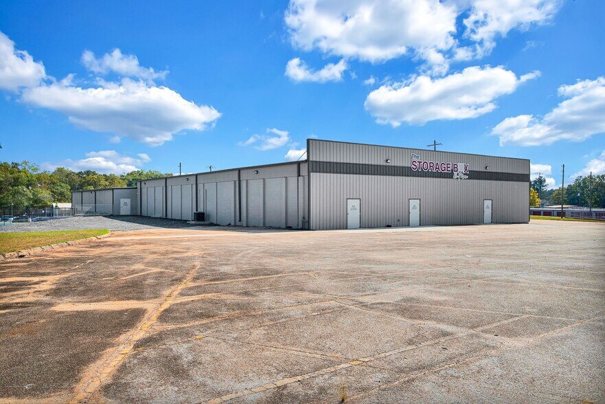 More Photos Of , Hartwell Specialty For Sale