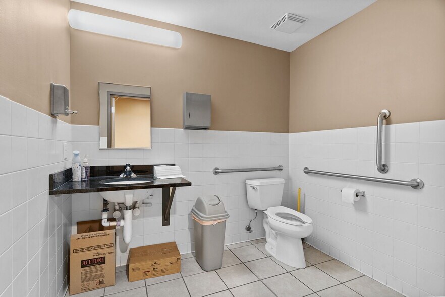 More Photos Of 1024 Washington Ave S, Minneapolis Apartments For Sale