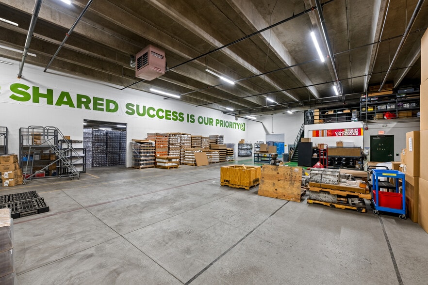 More Photos Of 5861 N Tennyson St, Arvada Warehouse For Sale