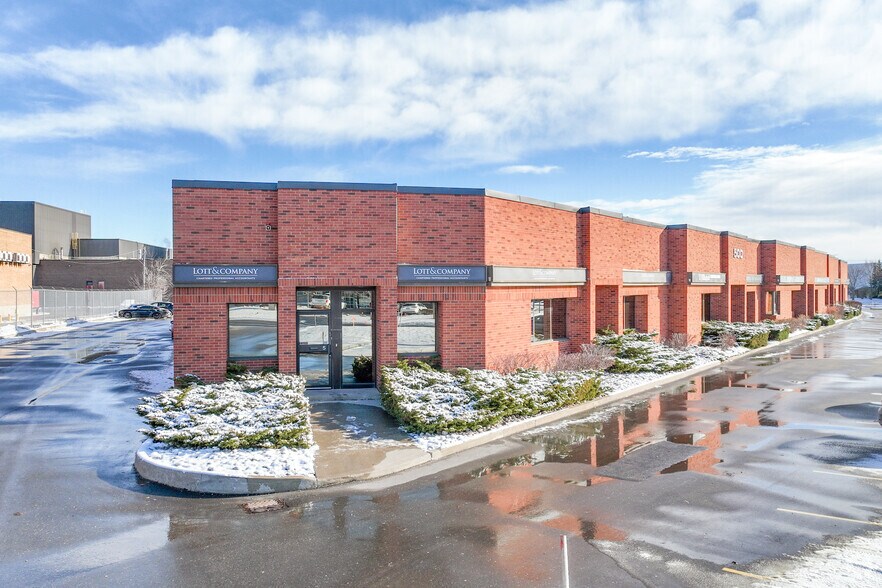Primary Photo Of 500 Cochrane Dr, Markham Light Distribution For Lease