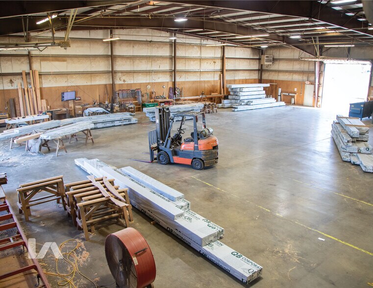 More Photos Of 1000 W Amity Rd, Boise Warehouse For Sale