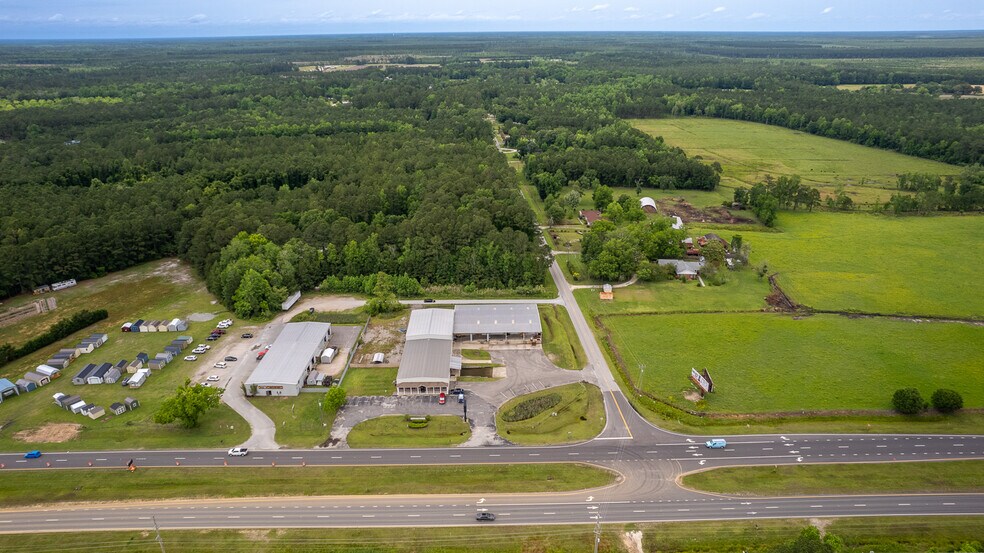 More Photos Of 6260 Ocean Hwy W, Ocean Isle Beach Showroom For Sale