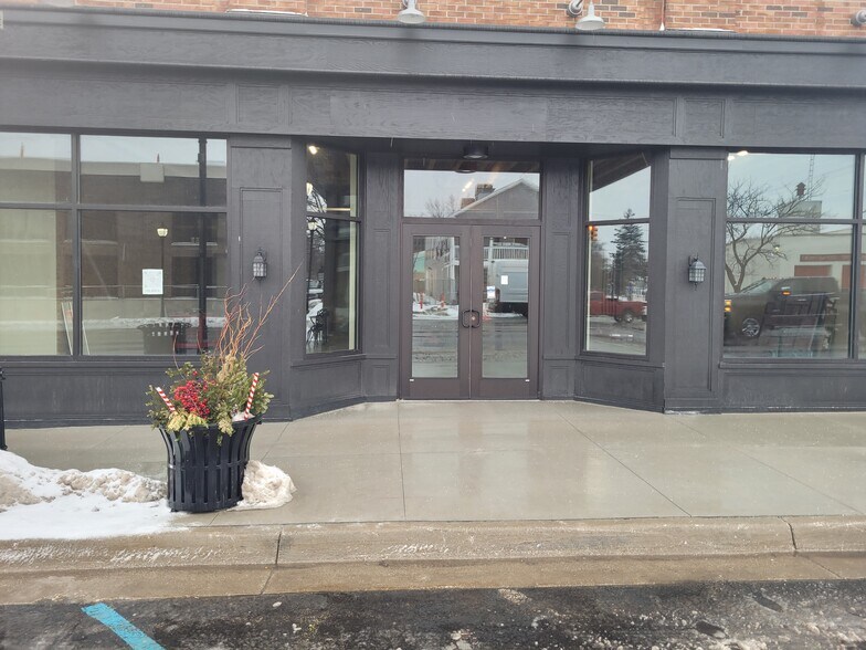 More Photos Of 120 N Bridge St, Linden Storefront Retail Office For Lease