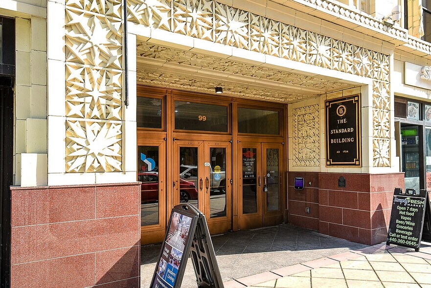 More Photos Of 99 W Saint Clair Ave, Cleveland Apartments For Lease