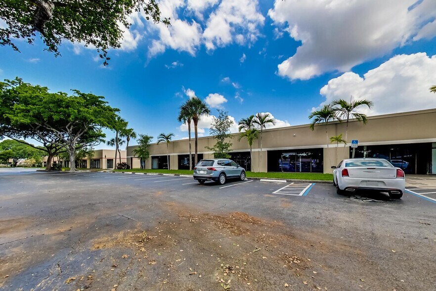 More Photos Of 4850 N State Road 7, Fort Lauderdale Office For Lease