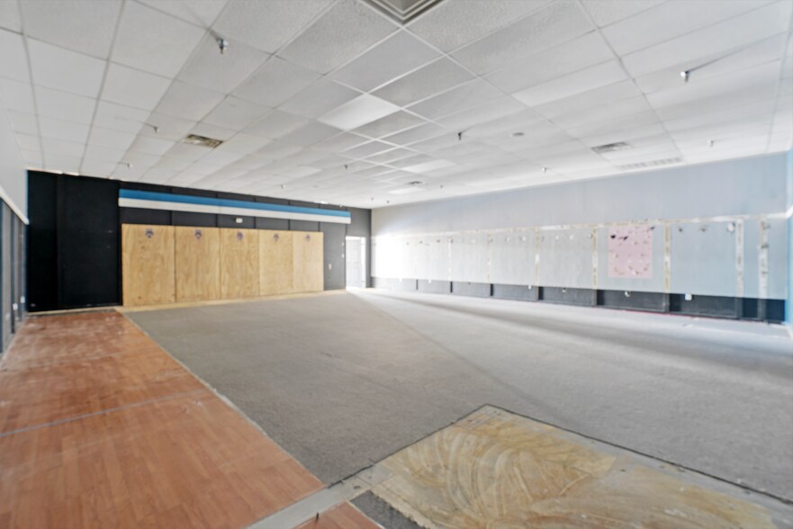 More Photos Of 1015 Martin St S, Pell City Unknown For Lease