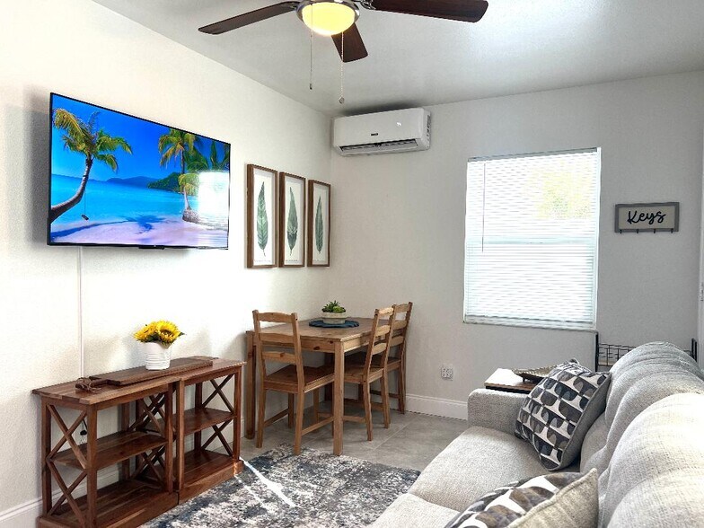 More Photos Of 11740 N 17th St, Tampa Apartments For Sale