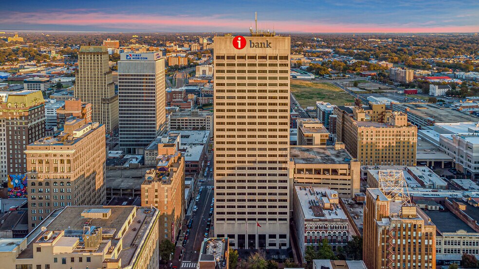 More Photos Of 40 S Main St, Memphis Office For Lease