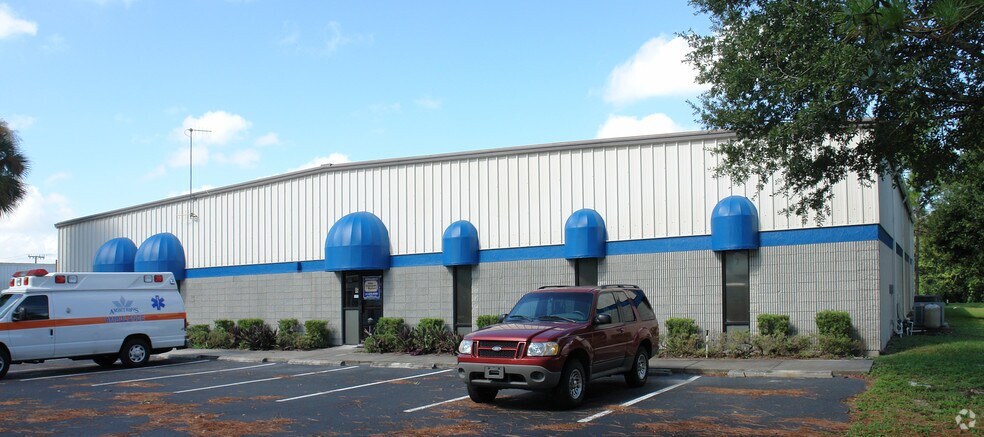 More Photos Of 5826-5830 Corporation Cir, Fort Myers Warehouse For Sale