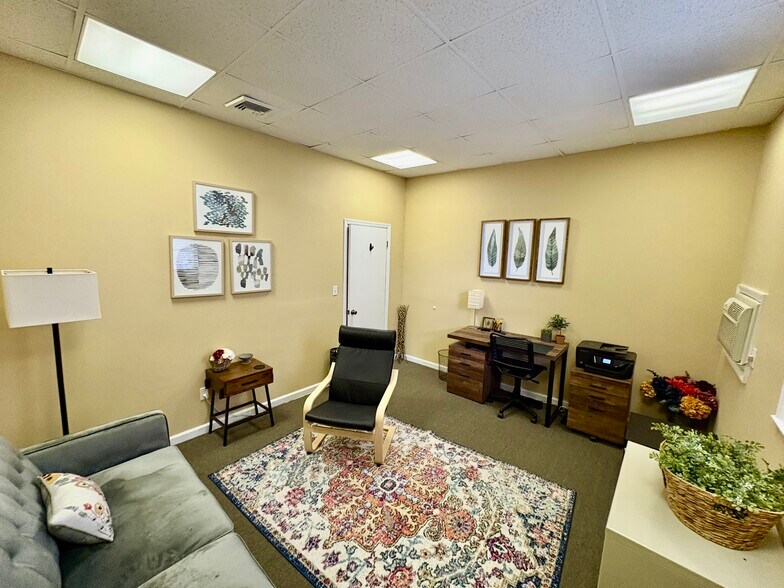 More Photos Of 11 S Fullerton Ave, Montclair Office For Lease