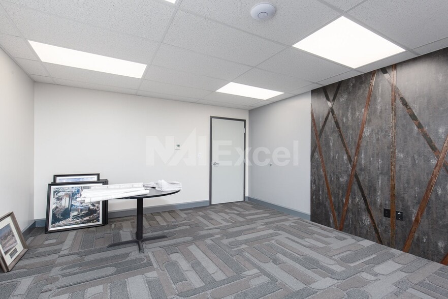 More Photos Of 3020 S Valley View Blvd, Las Vegas Warehouse For Sale