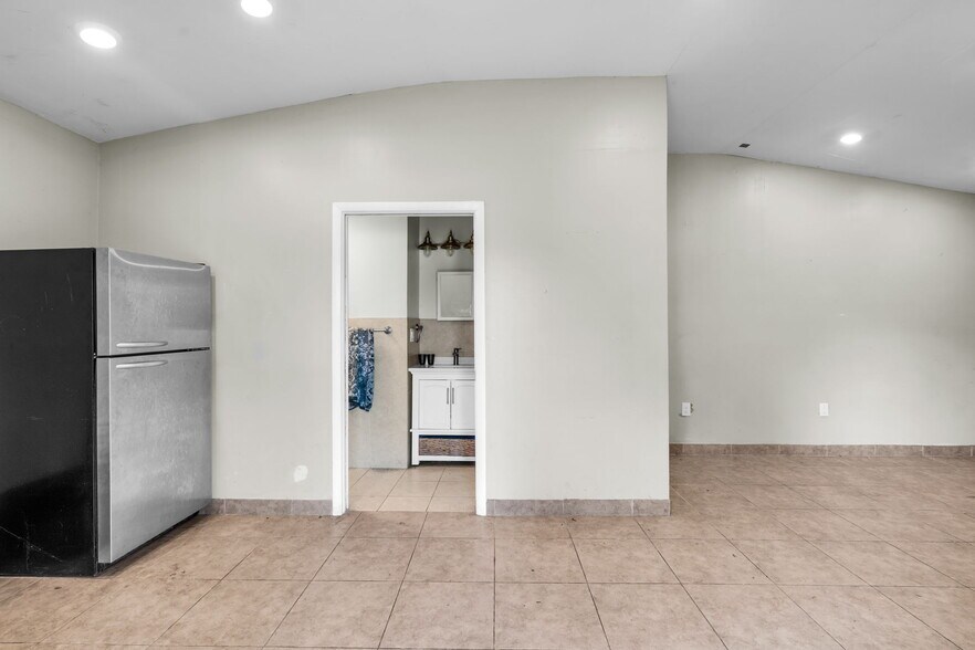 More Photos Of 4351 SW 25th St, Fort Lauderdale Land For Sale