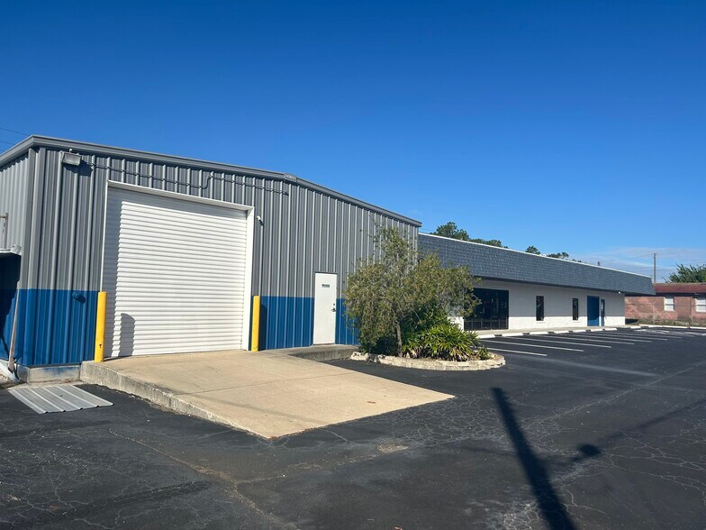 More Photos Of 174 NW 9th ave, Mulberry Distribution For Sale