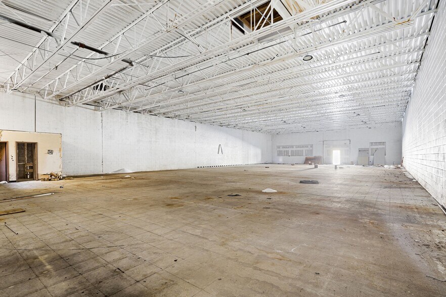 More Photos Of 8674 PA-61, Coal Township General Retail For Sale