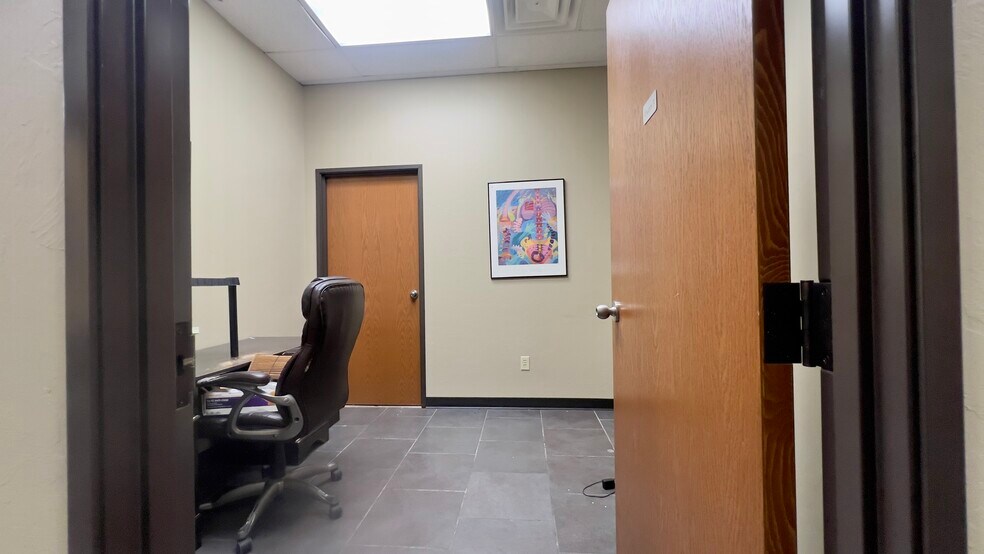 More Photos Of 1317 SE 44th St, Oklahoma City Freestanding For Lease