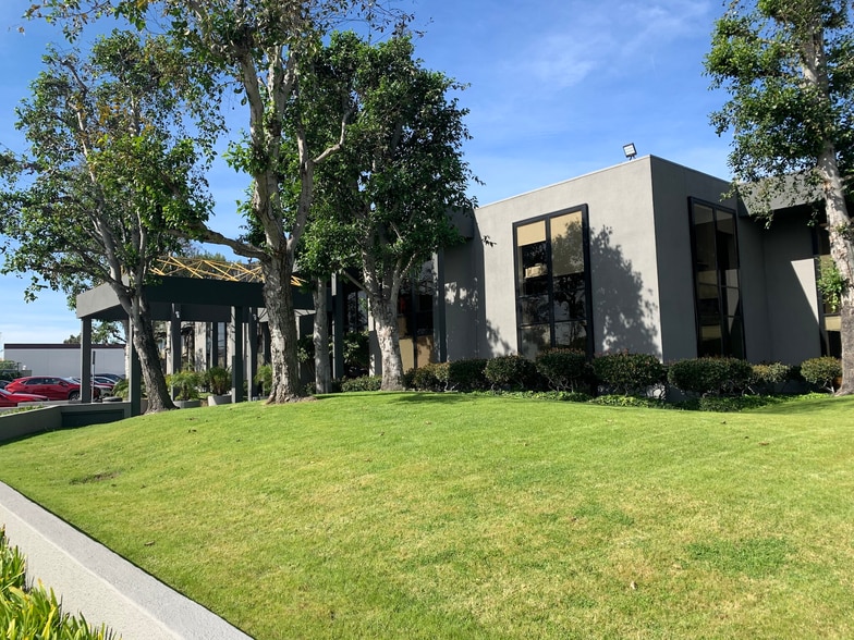 More Photos Of 5301 Beethoven St, Playa Vista Office For Lease