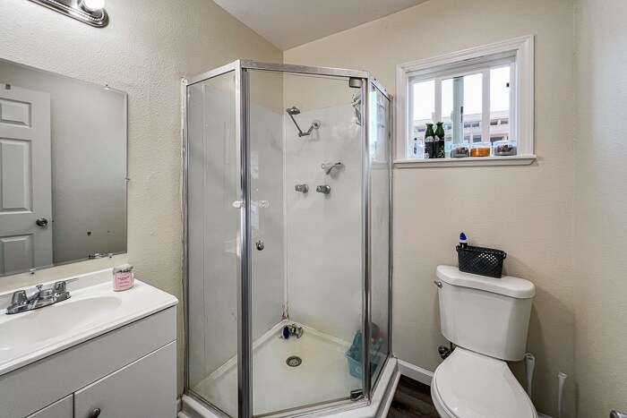 More Photos Of 6345 Bethel Island Rd, Bethel Island Apartments For Sale