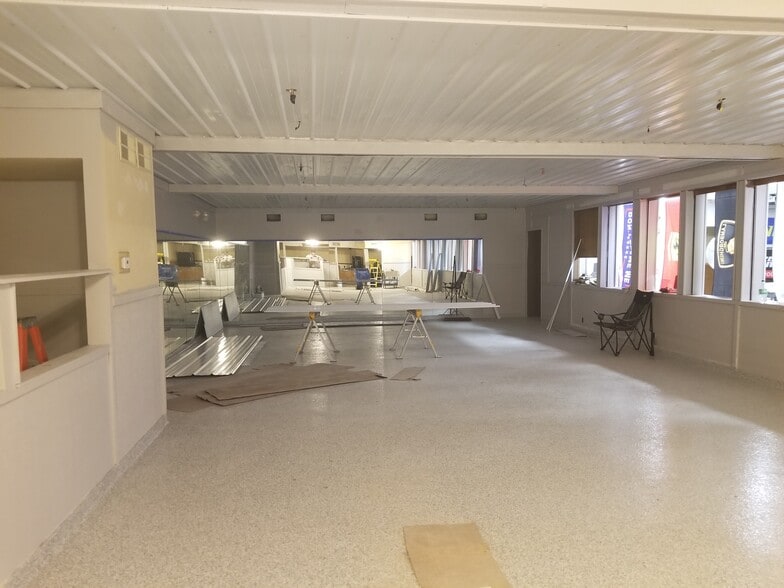 More Photos Of 7411 Outer Rd, Odessa Convenience Store For Lease