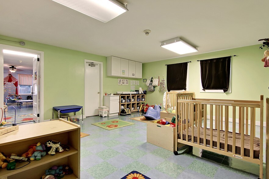 More Photos Of 1521 Wappoo Dr, Charleston Specialty For Lease