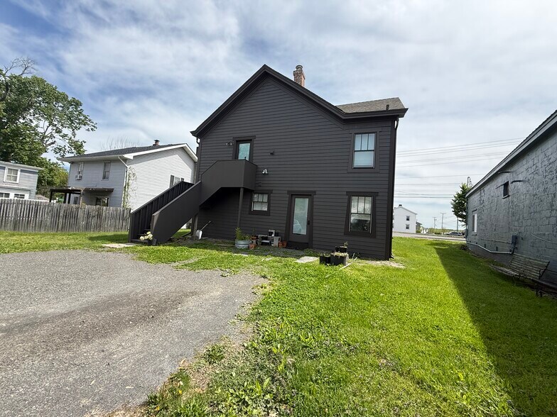 More Photos Of 156 Broadway, Port Ewen Freestanding For Sale