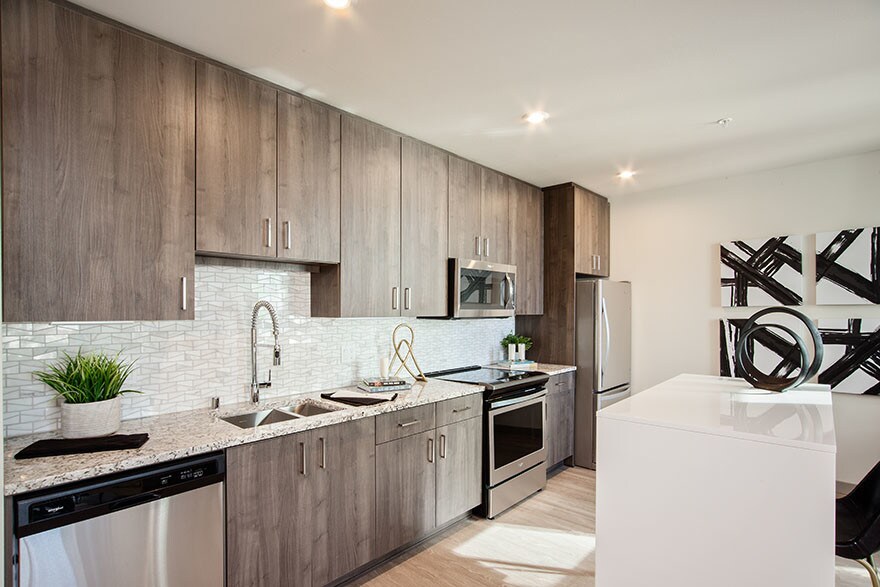 More Photos Of 520 Terry Ave, Seattle Apartments For Lease