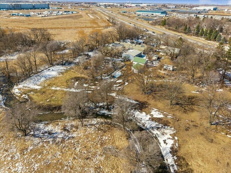 More Photos Of 2005 NE Hubbell Ave, Bondurant Industrial For Sale