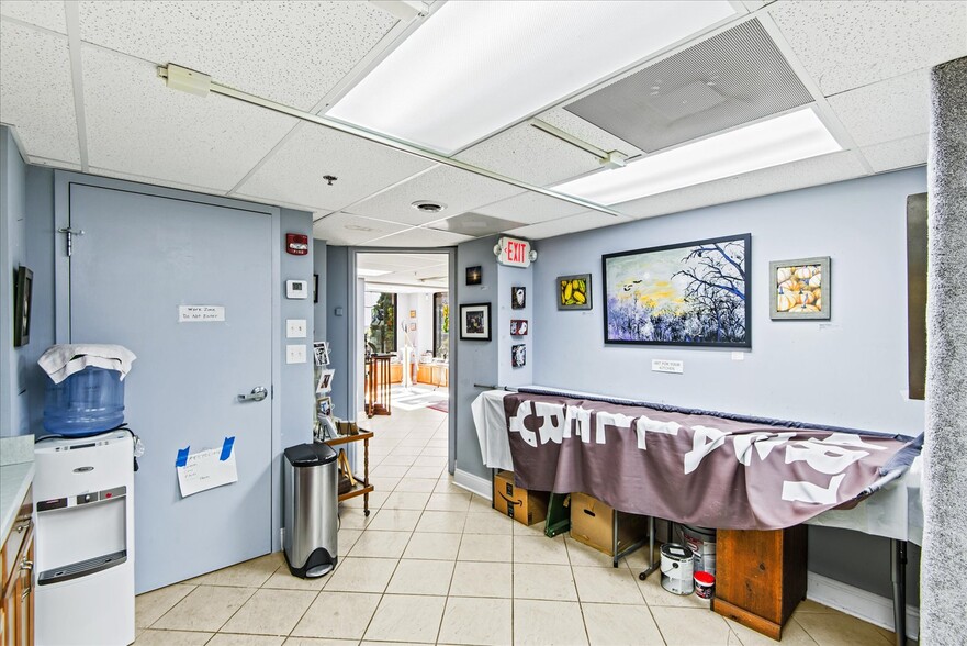 More Photos Of 100 Taylor St, Colonial Beach Storefront Retail Office For Sale