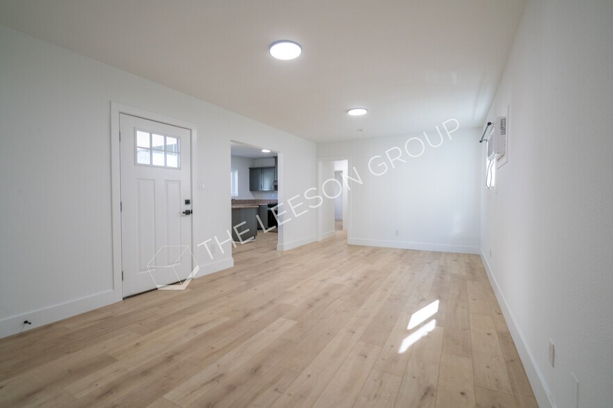 More Photos Of 705 E Santa Fe Ave, Fullerton Apartments For Sale