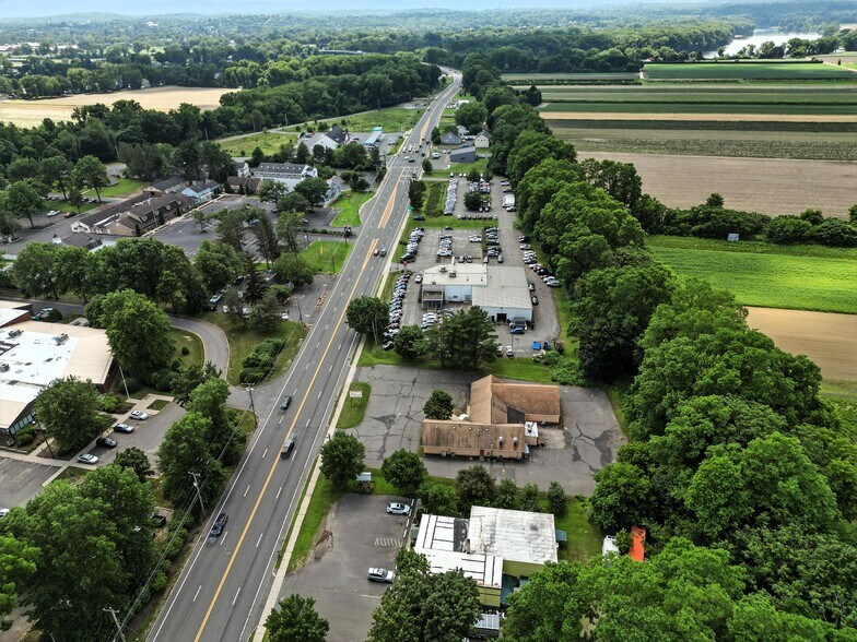 More Photos Of 48 Russell St, Hadley Restaurant For Lease