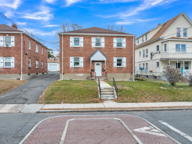 More Photos Of 150-156 Preston, Hartford Apartments For Sale