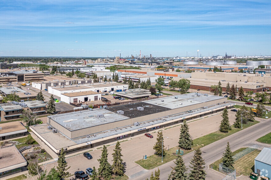 More Photos Of 4900-4990 93 Av NW, Edmonton Flex For Sale