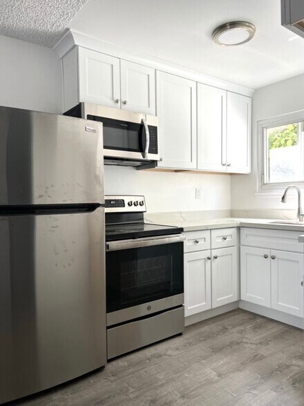 More Photos Of 3501 Lafayette St, Santa Clara Apartments For Sale