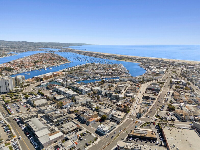 More Photos Of 3000-3002 Newport Blvd, Newport Beach General Retail For Sale