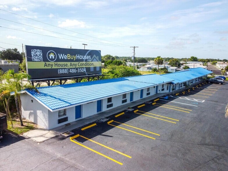 More Photos Of 2803 US Highway 27 S, Sebring Hotel For Sale