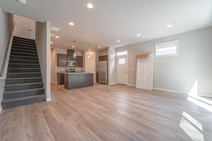 More Photos Of 109 NE Newhouse Rd, Vancouver Apartments For Sale