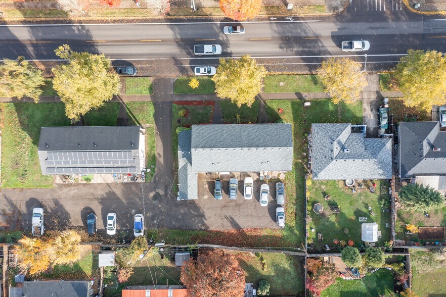 More Photos Of 530-536 34th Ave SE, Albany Apartments For Sale