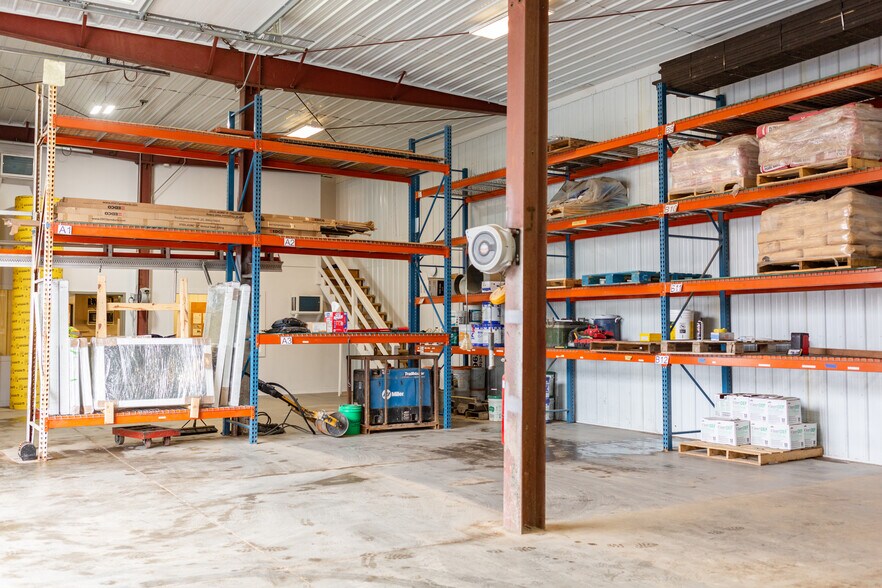 More Photos Of 2321 W 1st St, Duluth Service For Sale